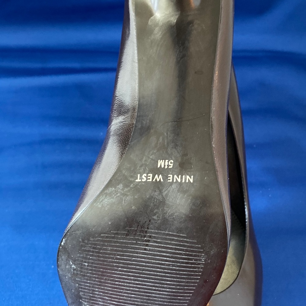 Nine West Pumps - Picture 3 of 4